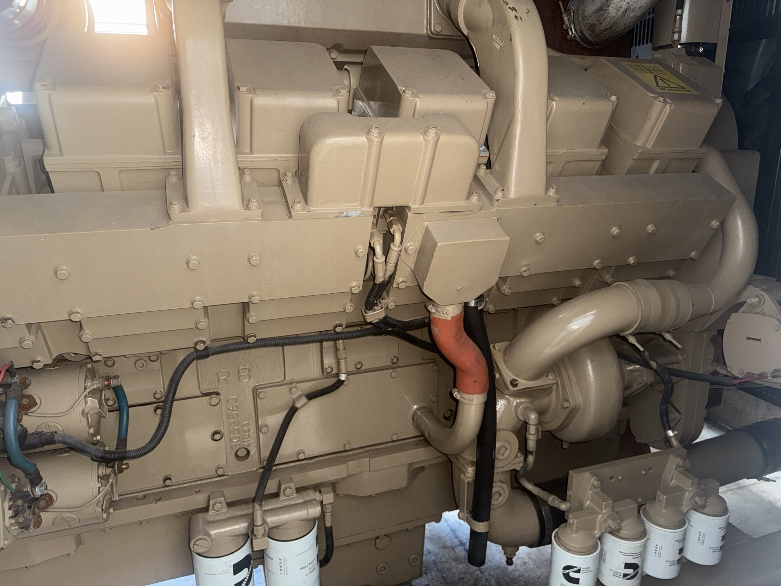 cummins kta38 g2 600kw used diesel generator set cummins kta38 g2 600kw used diesel generator set