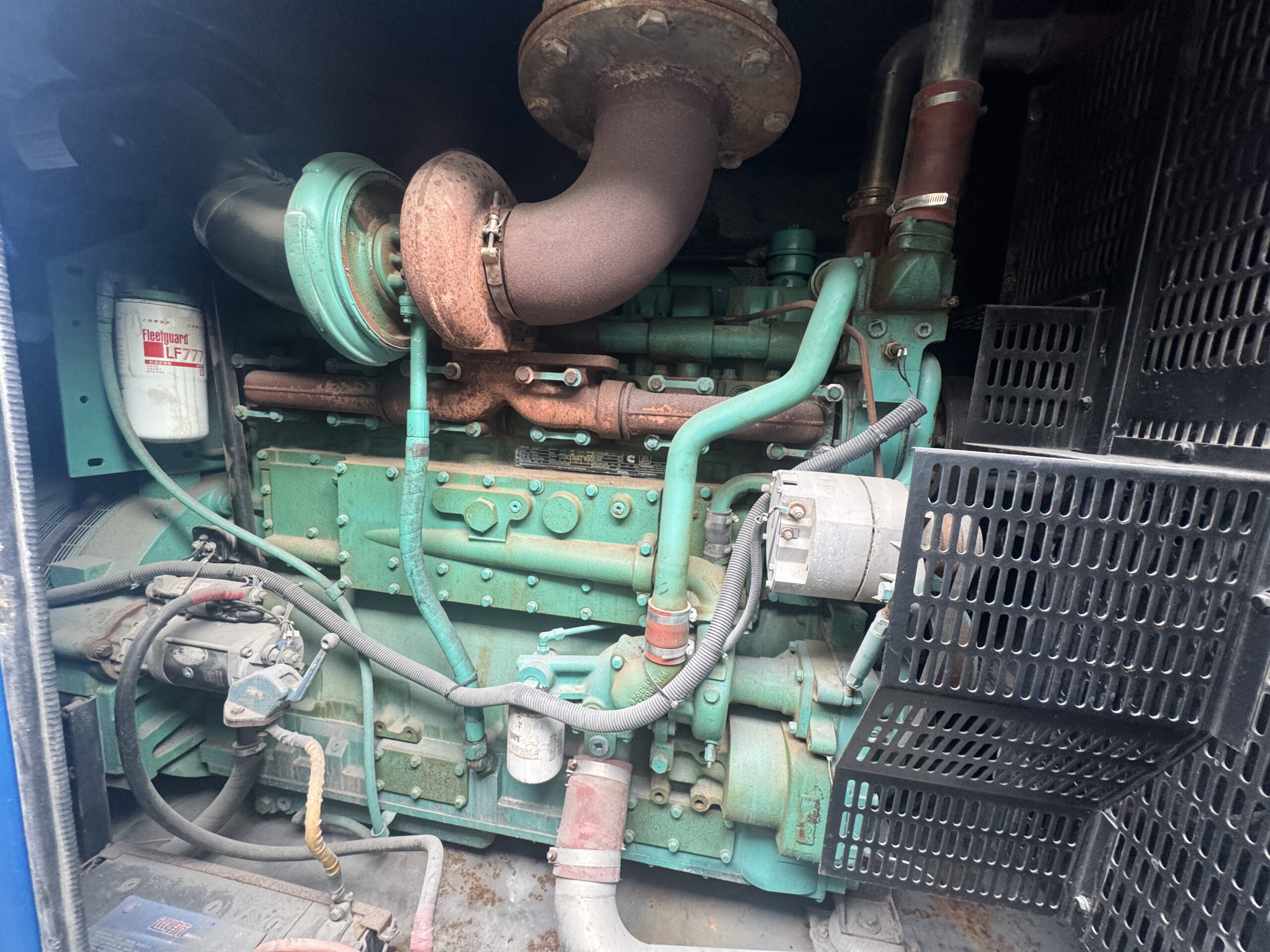 chongqing cummins kta19 g3a 400kw used diesel generator set chongqing cummins kta19 g3a 400kw used diesel generator set